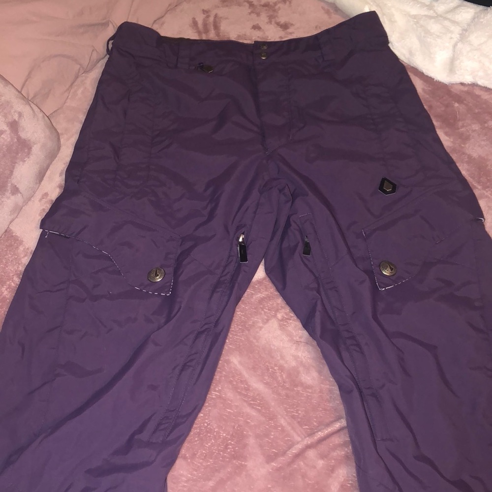 Size large volcom snowboard ski pants purple